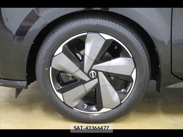 Nissan AURA 2021-08 8313205-23