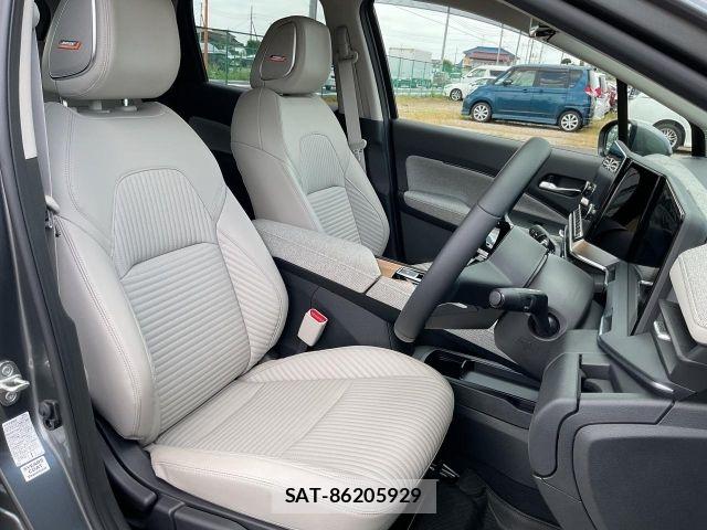 Nissan AURA 2024-03 8334474-9