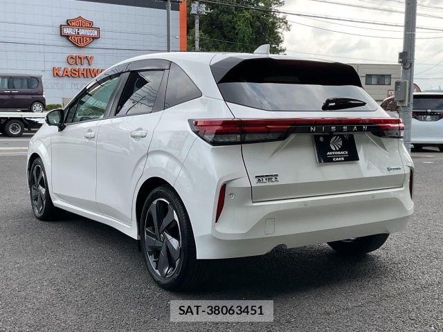 Nissan AURA 2022-01 8326434-10