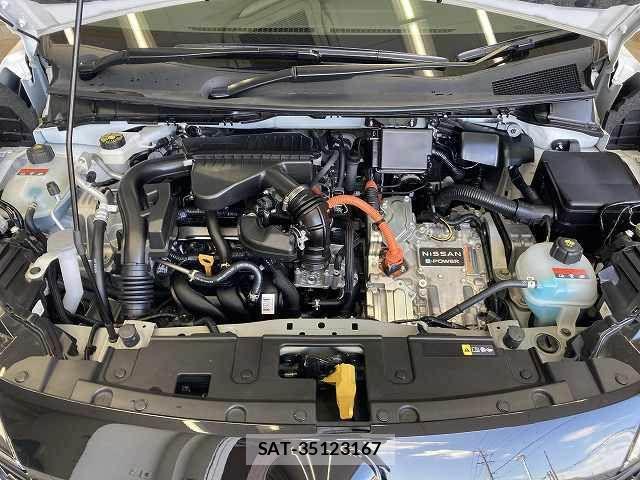 Nissan AURA 2025-03 8334960-17