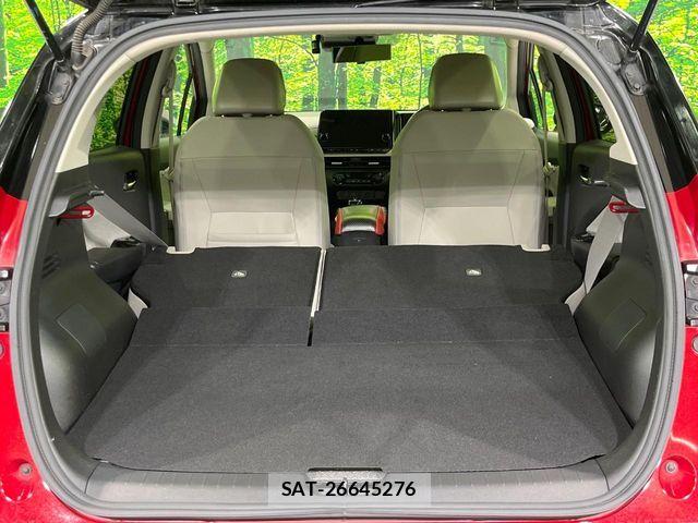 Nissan AURA 2022-03 8334967-9