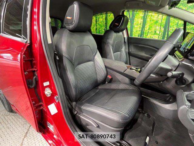 Nissan AURA 2022-06 8334972-7