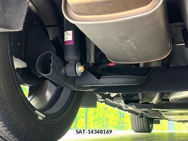 Nissan AURA 2021-06 8334970-19