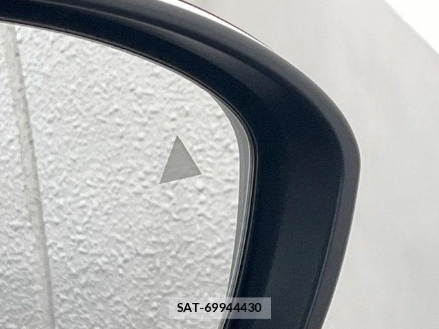 Nissan AURA 2023-10 8334974-6
