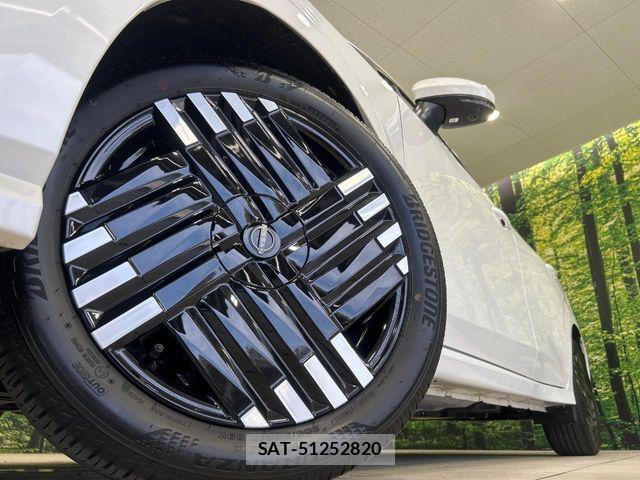 Nissan AURA 2025-12 8334963-12