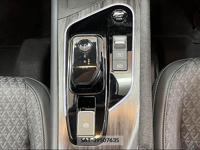 Nissan AURA 2025-08 8334966-24