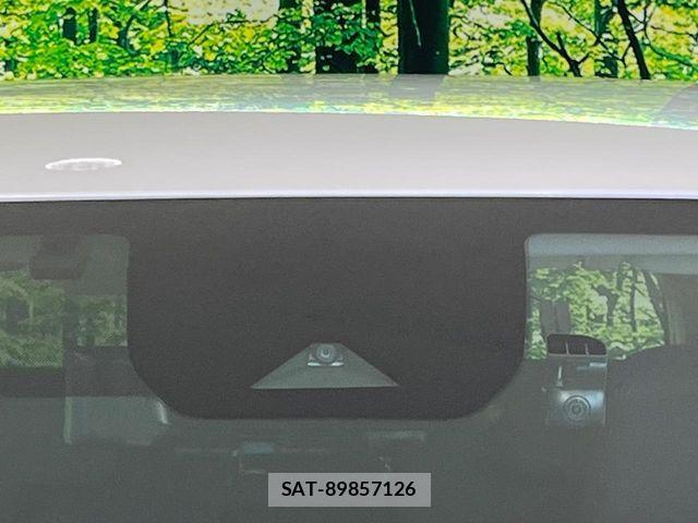 Nissan AURA 2023-05 8334971-4