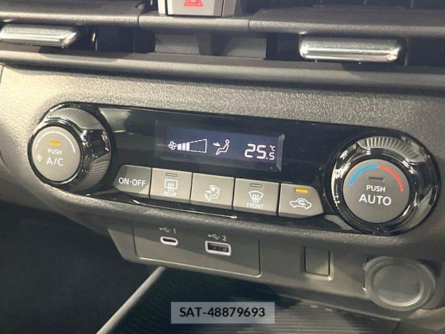 Nissan AURA 2023-12 8353940-6
