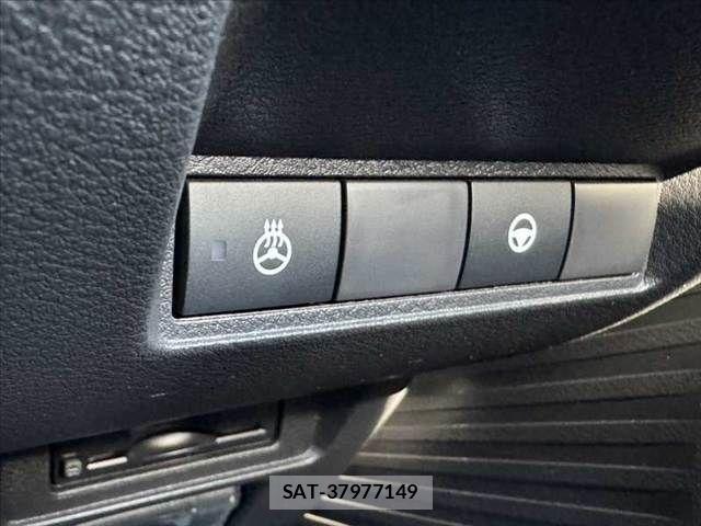 Nissan AURA 2024-06 8353944-24