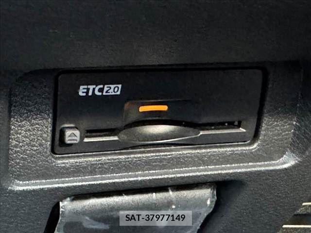 Nissan AURA 2024-06 8353944-25