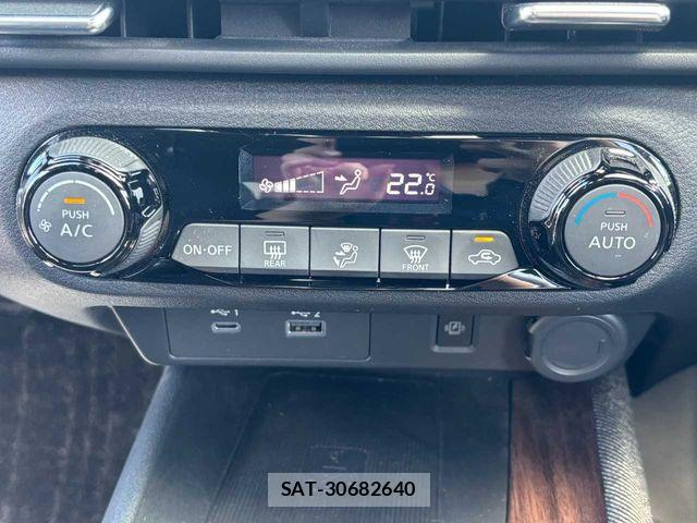 Nissan AURA 2022-08 8364866-9
