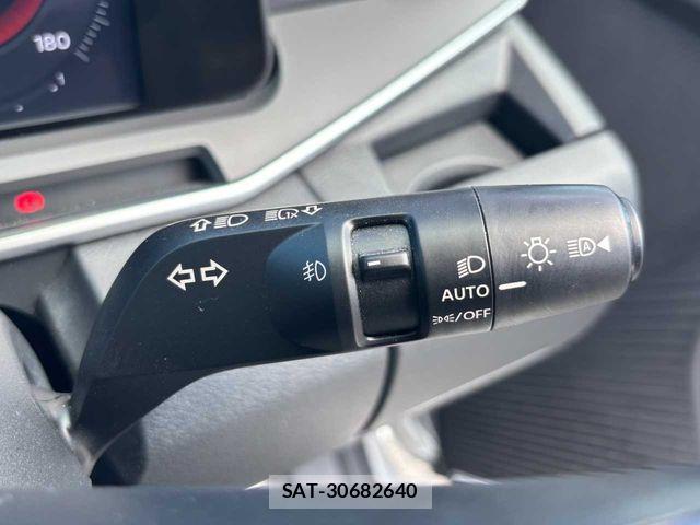 Nissan AURA 2022-08 8364866-18