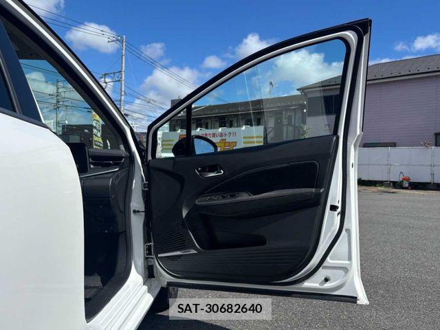 Nissan AURA 2022-08 8364866-22