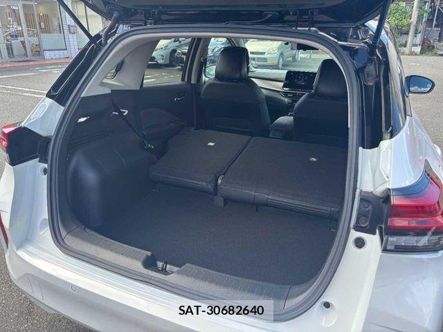 Nissan AURA 2022-08 8364866-28