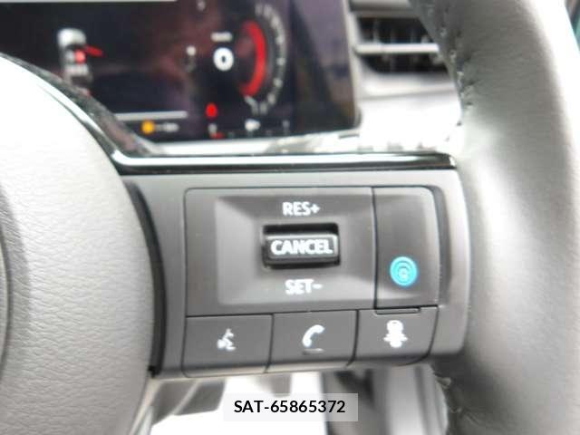 Nissan AURA 2025-10 8364856-12