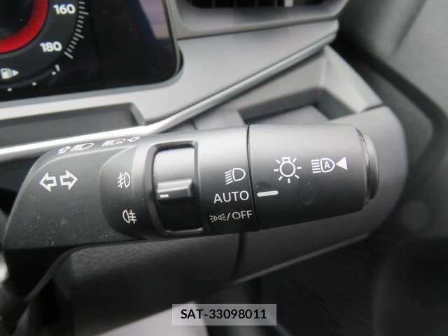 Nissan AURA 2025-10 8364857-16