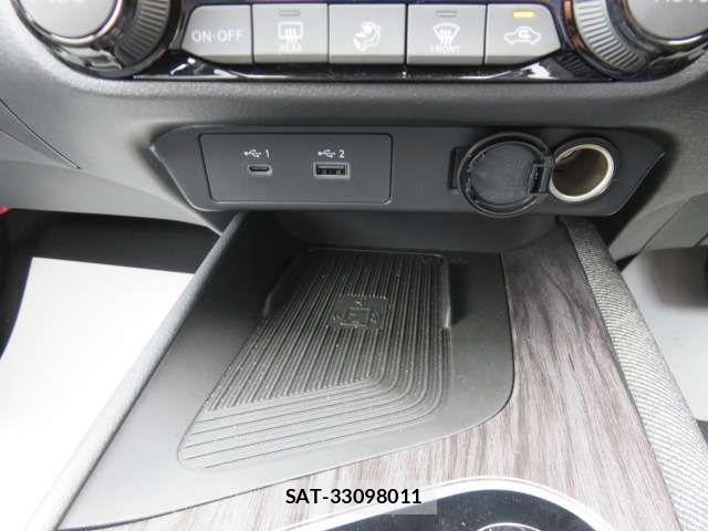 Nissan AURA 2025-10 8364857-18