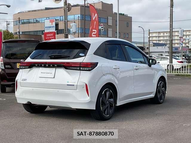 Nissan AURA 2021-11 8364869-1