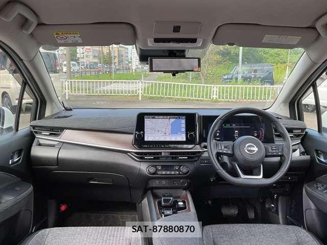 Nissan AURA 2021-11 8364869-2