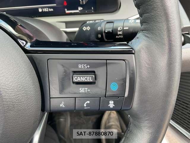 Nissan AURA 2021-11 8364869-5