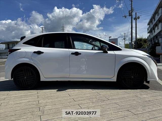 Nissan AURA 2024-08 8364864-11