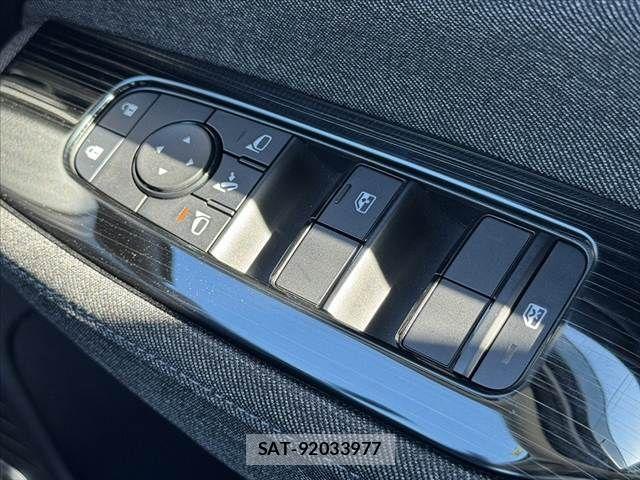 Nissan AURA 2024-08 8364864-29