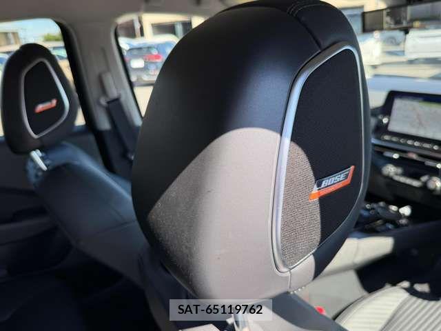 Nissan AURA 2025-10 8364855-3