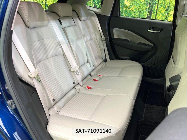 Nissan AURA 2021-11 8364868-9