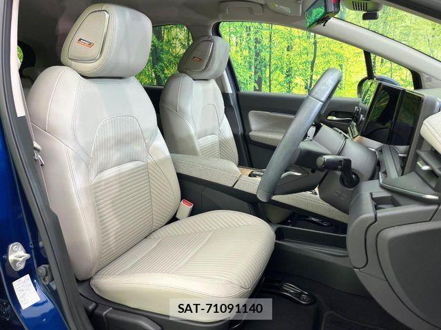 Nissan AURA 2021-11 8364868-8
