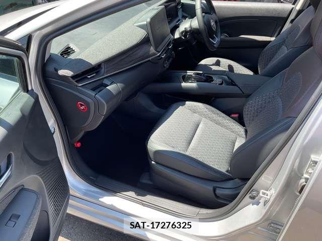 Nissan AURA 2025-10 8364862-11