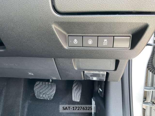 Nissan AURA 2025-10 8364862-6
