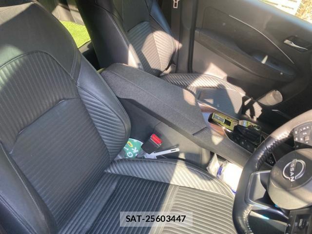 Nissan AURA 2021-11 8411311-12