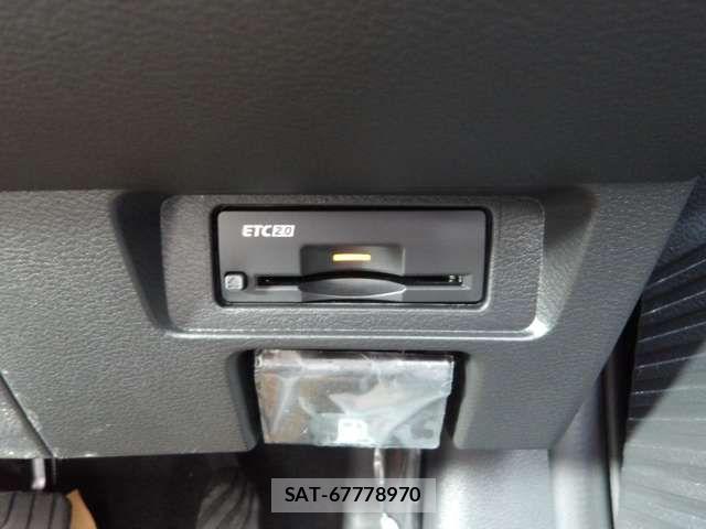 Nissan AURA 2025-10 8457070-8