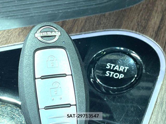 Nissan AURA 2022-09 8523662-13