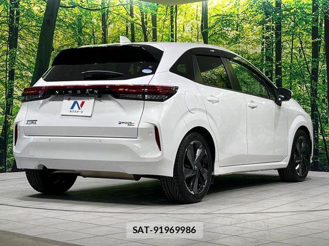 Nissan AURA 2021-09 8523660-17