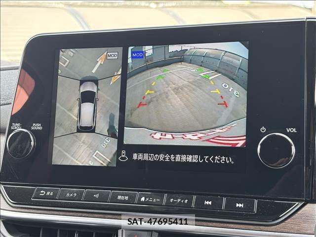 Nissan AURA 2021-10 8523675-10