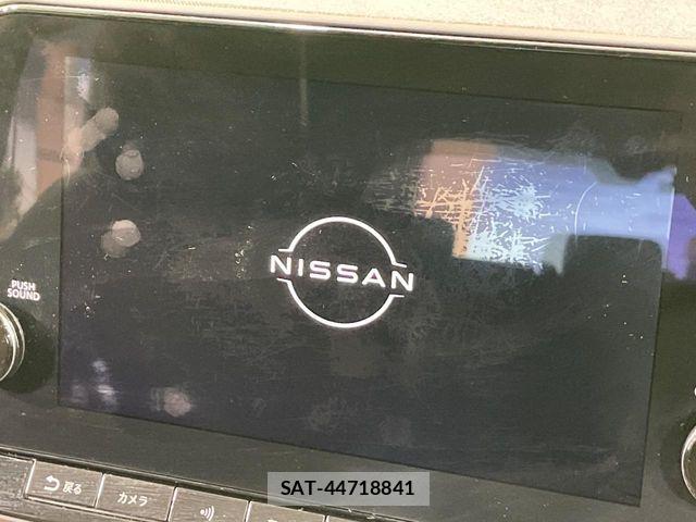 Nissan AURA 2022-01 8523665-2