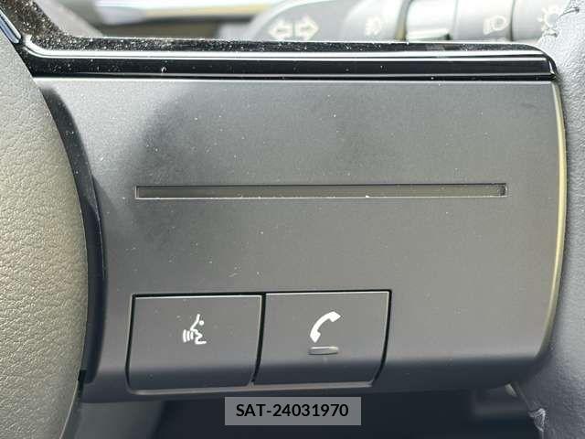 Nissan AURA 2025-10 8561224-11