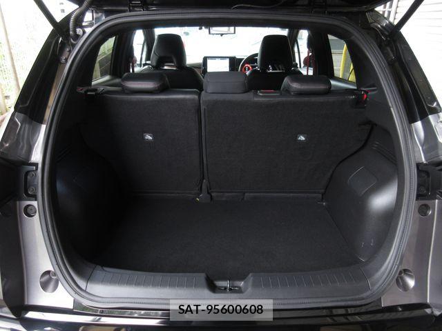 Nissan AURA 2023-12 8625901-9