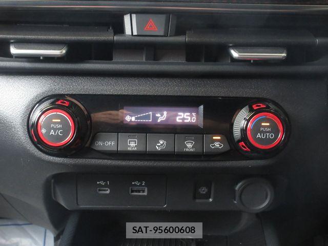 Nissan AURA 2023-12 8625901-18