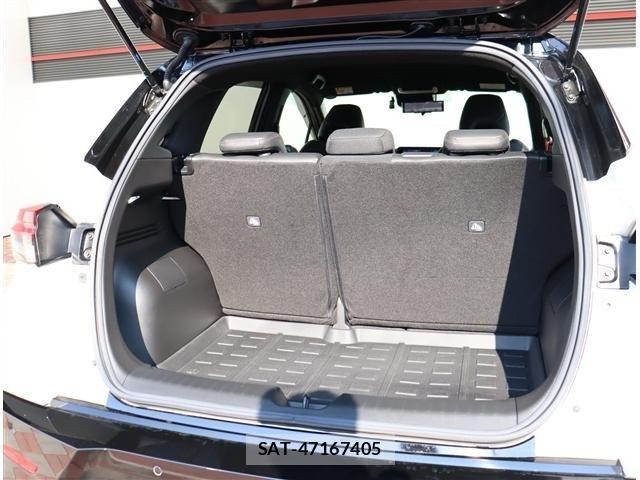 Nissan AURA 2023-09 8658106-13