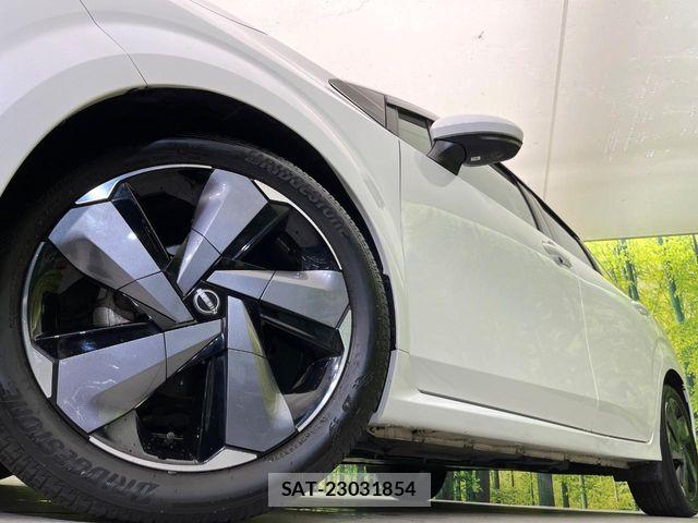 Nissan AURA 2022-12 8658116-12