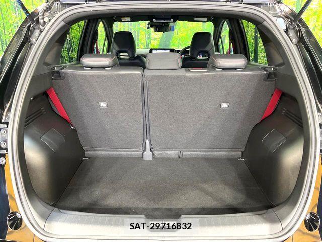 Nissan AURA 2022-12 8685198-9