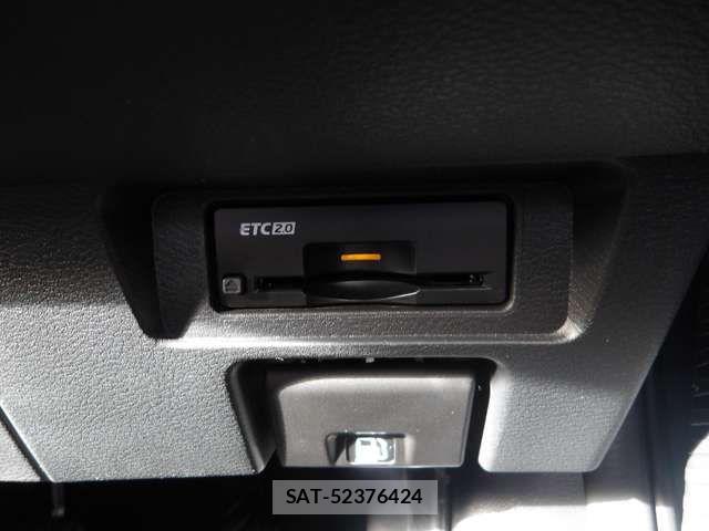 Nissan AURA 2023-12 8740718-7
