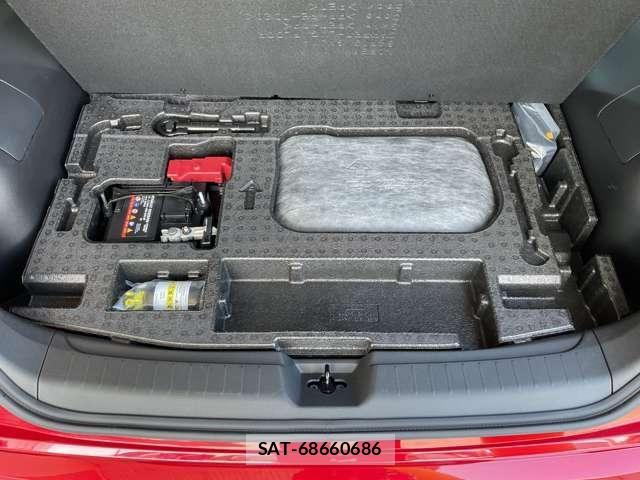 Nissan AURA 2023-01 8740710-22