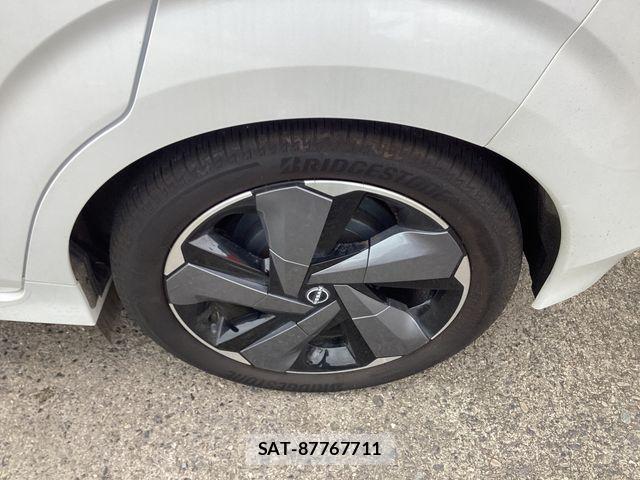 Nissan AURA 2023-09 8740709-13