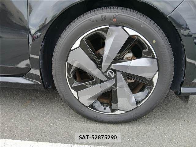 Nissan AURA 2023-01 8740720-12