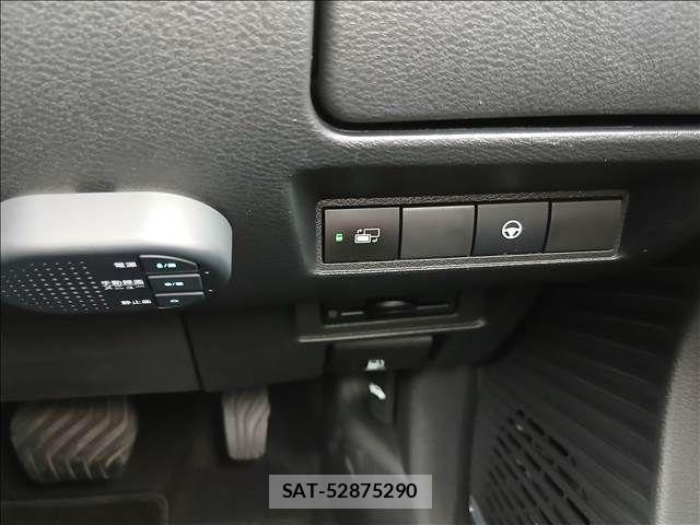 Nissan AURA 2023-01 8740720-5