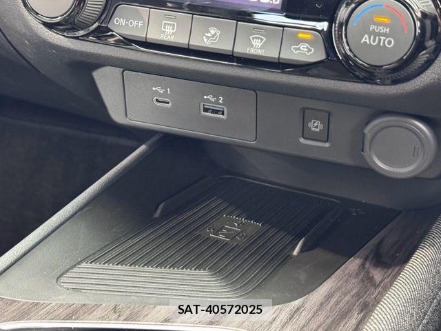 Nissan AURA 2025-04 8740692-13