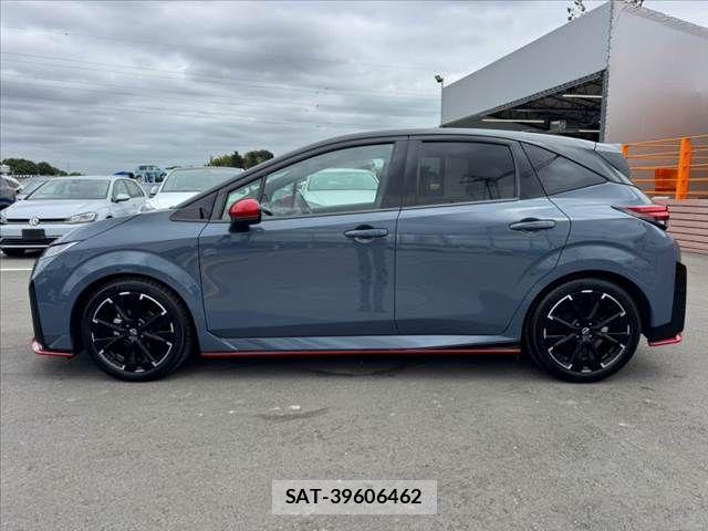 Nissan AURA 2025-03 8740688-10